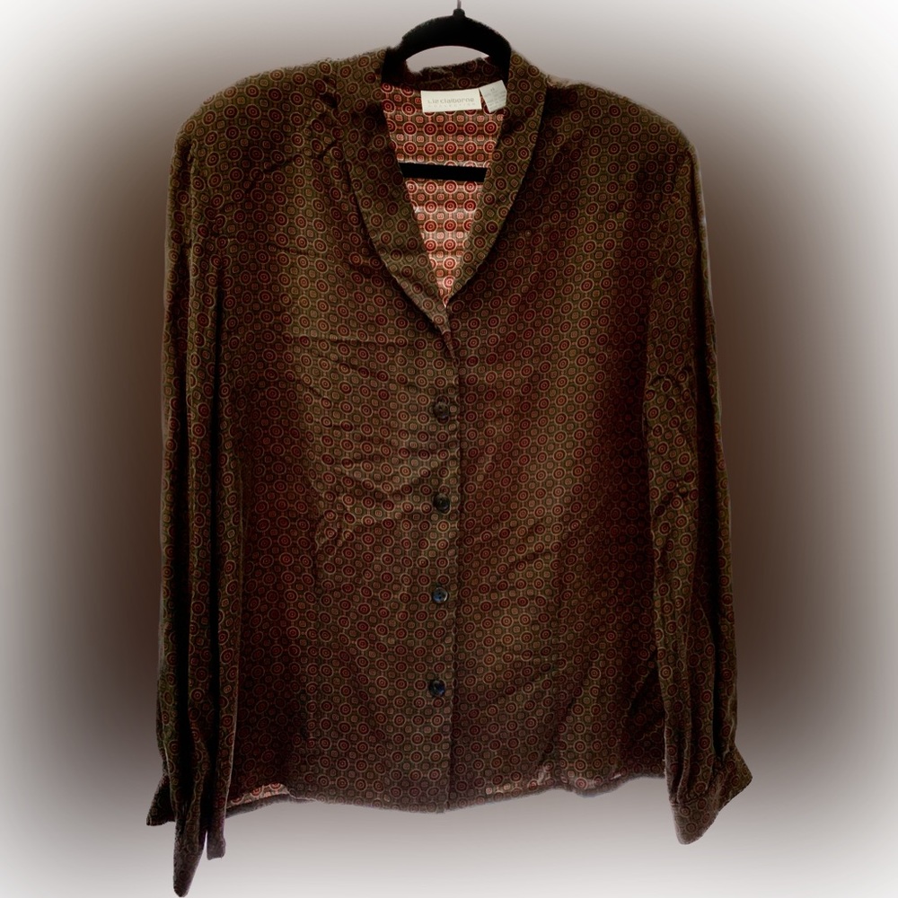 Vintage Liz Claiborne 100% silk Women’s Button Down blouse